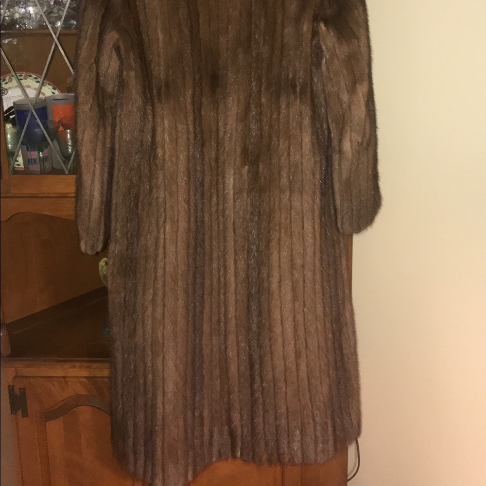 Authentic Mink Fur coat size 10 - Picture 5 of 7
